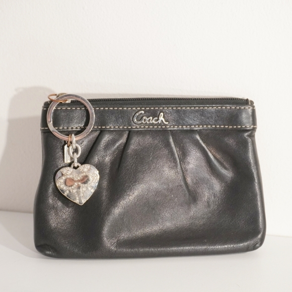 COACH Black Pleated Leather Small Wristlet w/Zip - Picture 6 of 8